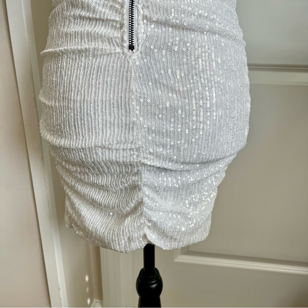 Hello Molly Frequent The Club Dress White Sz 6 - Picture 14 of 16